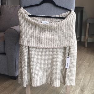 NWT BBDAKOTA off the shoulder sweater